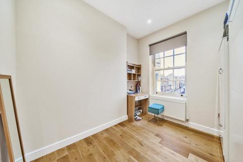 1 bedroom flat for sale, Clapham High Street, London