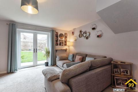 2 bedroom terraced house for sale, Hickman Drive, Northampton, Northamptonshire, NN6