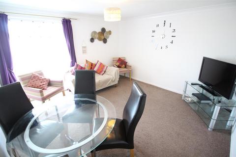 2 bedroom flat to rent, Tudor Walk, Kingston Park, Newcastle Upon Tyne