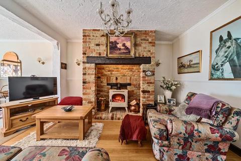 15 Hamilton Road, Feltham, TW13 4PP