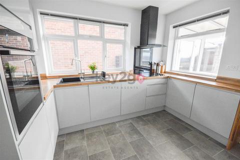 63 Cherry Tree Road, Wales, Sheffield, S26 5LL
