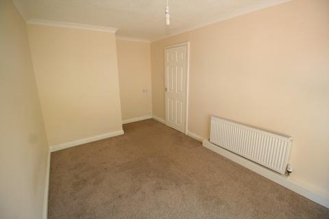 1 bedroom flat to rent, Padonhill, Moorside, Sunderland, SR3