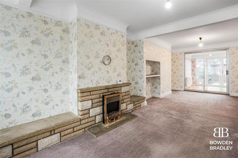 3 bedroom semi-detached house for sale, Brunswick Gardens, Hainault