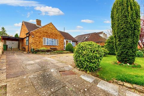 2 bedroom bungalow for sale, Pitchers Hill, Wickhamford, Evesham