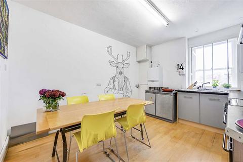 3 bedroom flat for sale, Causton Street, London SW1P