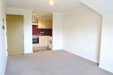 1 bedroom apartment to rent, Ladbroke Court, 122 Ladbroke Road, Redhill, Surrey, RH1