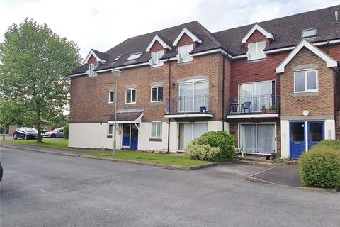 1 bedroom apartment to rent, Ladbroke Court, 122 Ladbroke Road, Redhill, Surrey, RH1