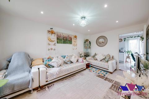 112 Ellingham View, Dartford, DA1 5UP