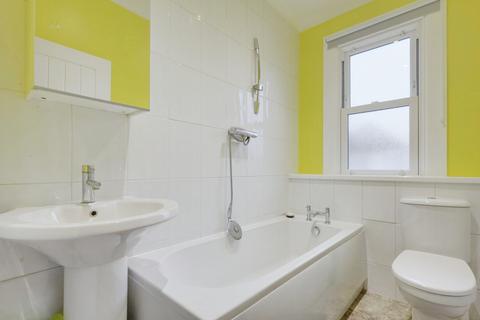 2 bedroom apartment for sale, Lancaster Gardens, Southend-on-Sea, SS1