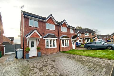 3 bedroom semi-detached house for sale, Thistleton Close, Macclesfield