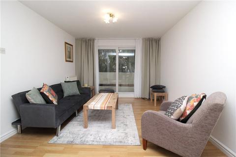 2 bedroom apartment to rent, Bloomsbury Close, Ealing, W5