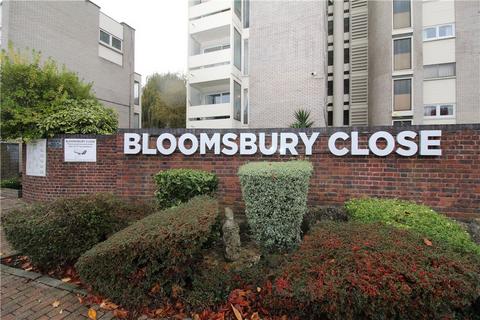 2 bedroom apartment to rent, Bloomsbury Close, Ealing, W5