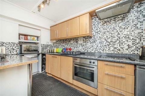 1 bedroom flat for sale, St. Luke's Estate, London EC1V