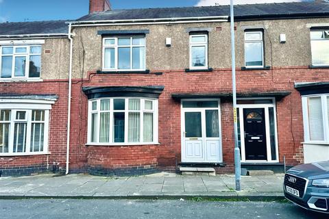 3 bedroom terraced house to rent, Stranton Street, Stockton-On-Tees