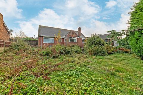 3 bedroom detached bungalow for sale, Warren Drive, Appleton