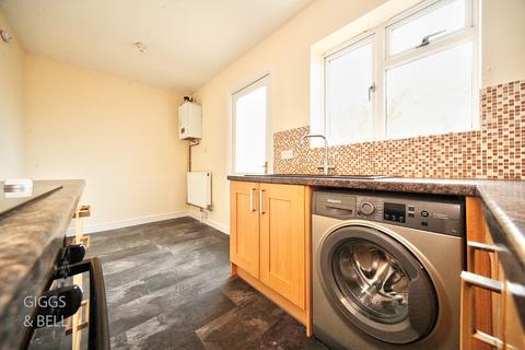 11 Beech Drive, Berkhamsted, HP4 2JW