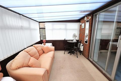 21 Green Gardens, Poole, BH15 1XX