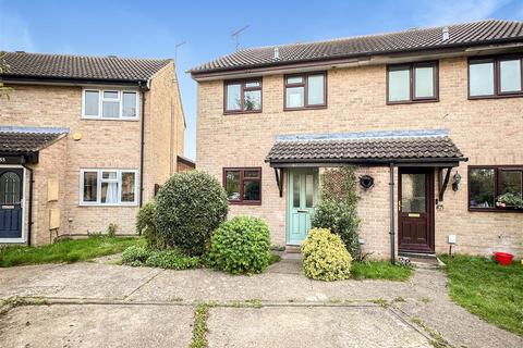 2 bedroom end of terrace house for sale, Fairhaven Close, Cambridge CB25