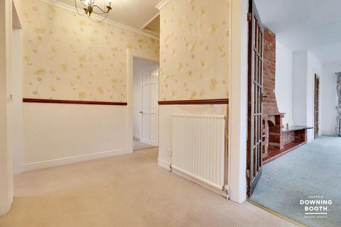 3 bedroom detached house for sale, Lichfield Drive, Stafford ST18