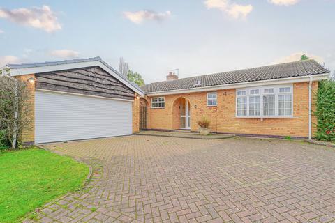 3 bedroom detached bungalow for sale, Falkwood Grove, Knowle, B93