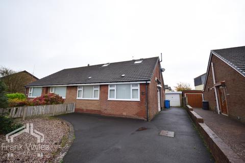 4 bedroom semi-detached bungalow for sale, Gisburn Avenue, Lytham St. Annes, Lancashire