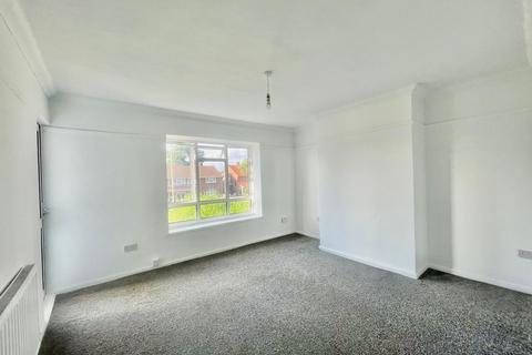 3 bedroom flat for sale, Albert Drive, Woking, GU21