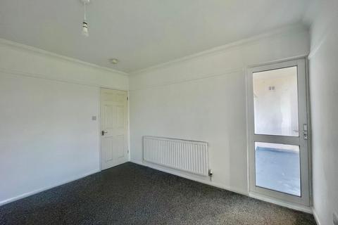 3 bedroom flat for sale, Albert Drive, Woking, GU21