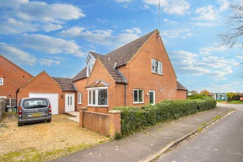 4 bedroom detached bungalow for sale, Station Road, Dersingham, King's Lynn, Norfolk, PE31