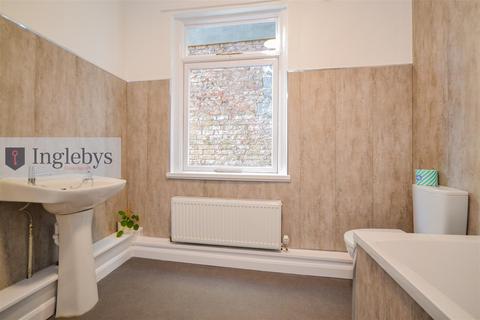 2 bedroom apartment to rent, Garnet Street, Saltburn-by-the-Sea