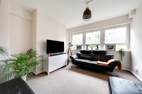 2 bedroom maisonette for sale, Meakin Estate, Rothsay Street, London