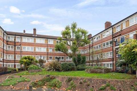 2 bedroom maisonette for sale, Meakin Estate, Rothsay Street, London