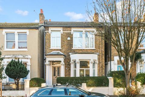 4 bedroom terraced house for sale, Winslade Road, Brixton