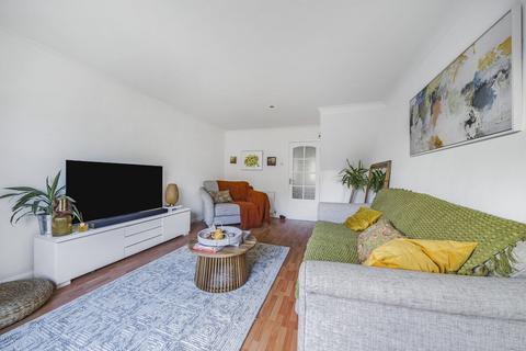 21 The Willows, Mill End, Rickmansworth, WD3 8YY
