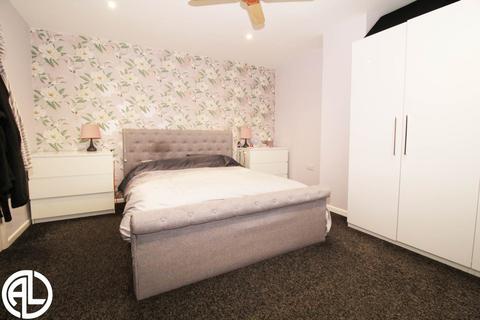 29 Alexander Road, Stotfold, Hitchin, SG5 4NA