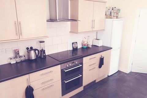 4 bedroom house to rent, Tewkesbury Street, Cathays, Cardiff