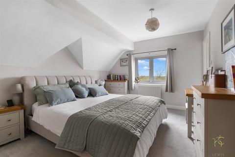Eveward Leamington Road, Broadway, WR12 7ED