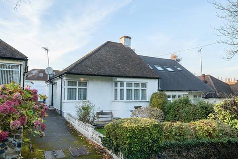 2 bedroom bungalow for sale, Potters Lane, Barnet, EN5