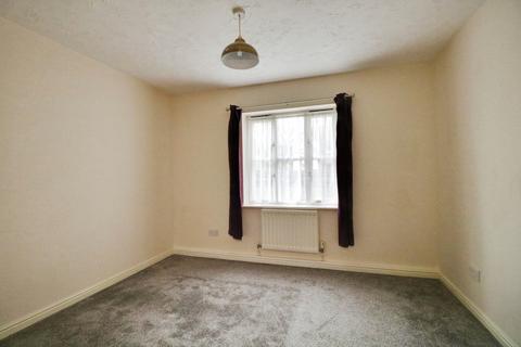 2 bedroom flat to rent, Bramble Tye, Basildon, SS15