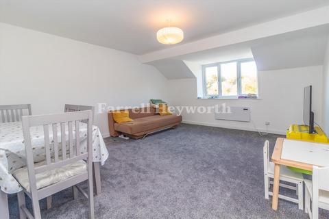 2 bedroom flat for sale, Golf View, Preston PR2