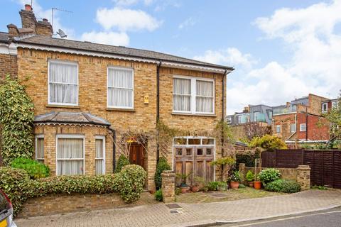 4 bedroom end of terrace house for sale, Bective Road, Putney, London, SW15