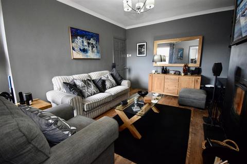 2 bedroom flat for sale, Old Durham Road, High Fell, Gateshead