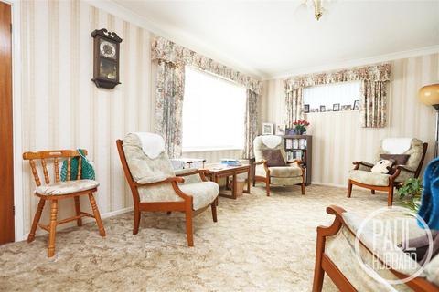 2 bedroom detached bungalow for sale, Crome Walk, Lowestoft, NR32