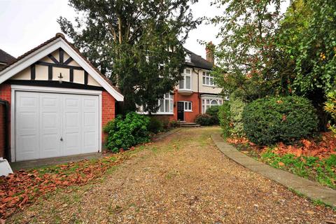 6 bedroom detached house to rent, Dollis Avenue