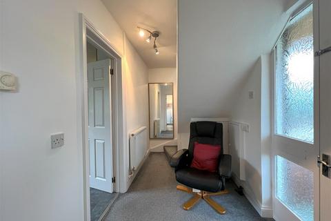 2 bedroom end of terrace house for sale, Chatsworth Avenue, Macclesfield