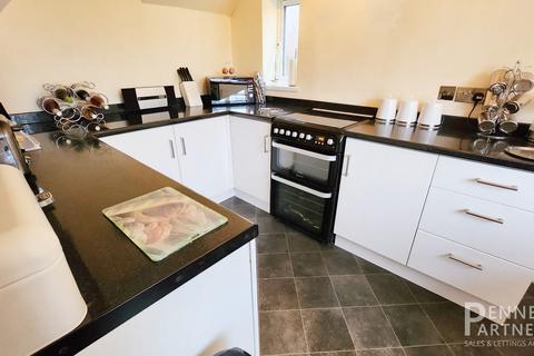 2 bedroom end of terrace house for sale, Shelton Road, Peterborough PE2