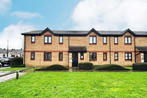 2 bedroom flat for sale, Flat 1 Jade House, Ferro Road, Rainham, Essex, RM13 9UQ