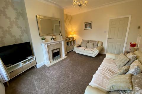 2 bedroom terraced house for sale, Highfield Road, Idle, Bradford, West Yorkshire, BD10