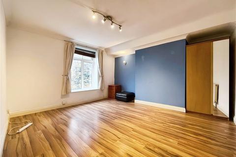 1 bedroom apartment to rent, Moor Lane, Staines Upon Thames, Middlesex, TW18