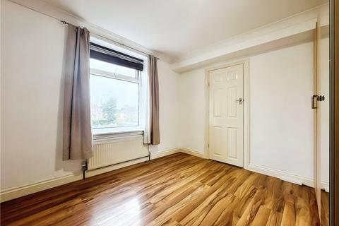 1 bedroom apartment to rent, Moor Lane, Staines Upon Thames, Middlesex, TW18