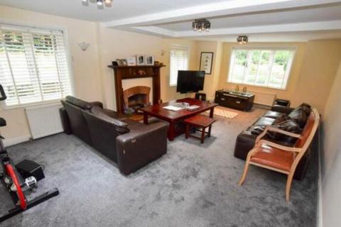 2 bedroom apartment for sale, Winton Road, Altrincham WA14